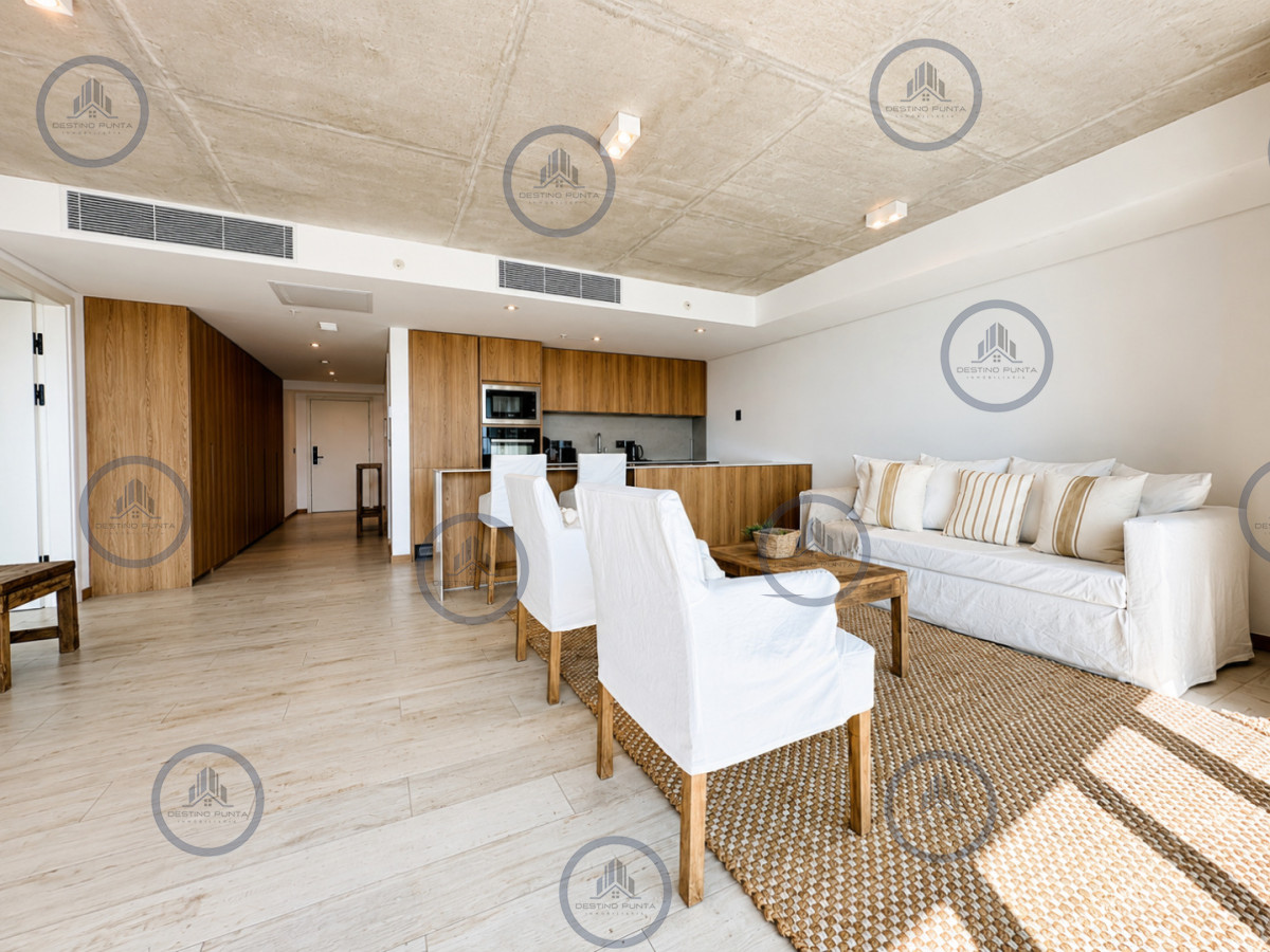 Apartamento ID.679 - Moderno Apartamento de 1 Dormitorio en suite piso alto en Torre Surfside Village, Punta del Este