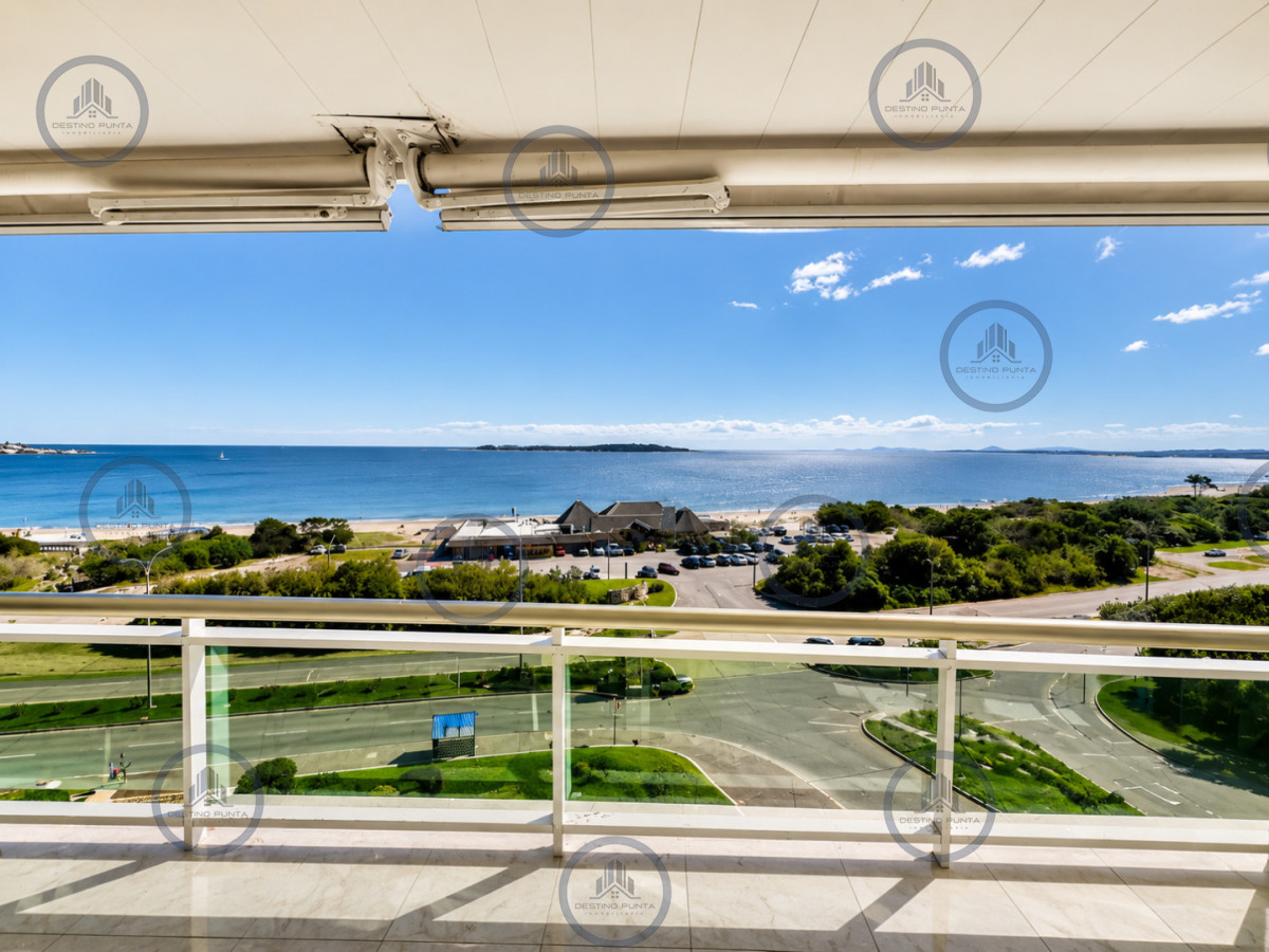 Apartamento ID.79 - Apartamento de 3 Dormitorios sobre Playa Mansa, en Venta y Alquiler, Punta del Este