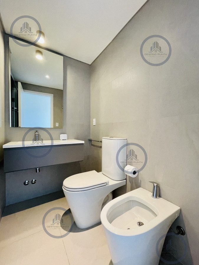 Apartamento ID.291 - Venta de Apartamento de 3 Dormitorios en suite en Le Parc 3 de Playa Brava, Punta del Este