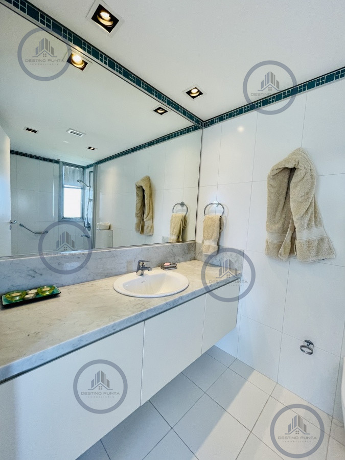 Apartamento ID.45 - Alquiler temporario de departamento premium de 3 Dormitorios y dependencia de servicio, Playa Brava