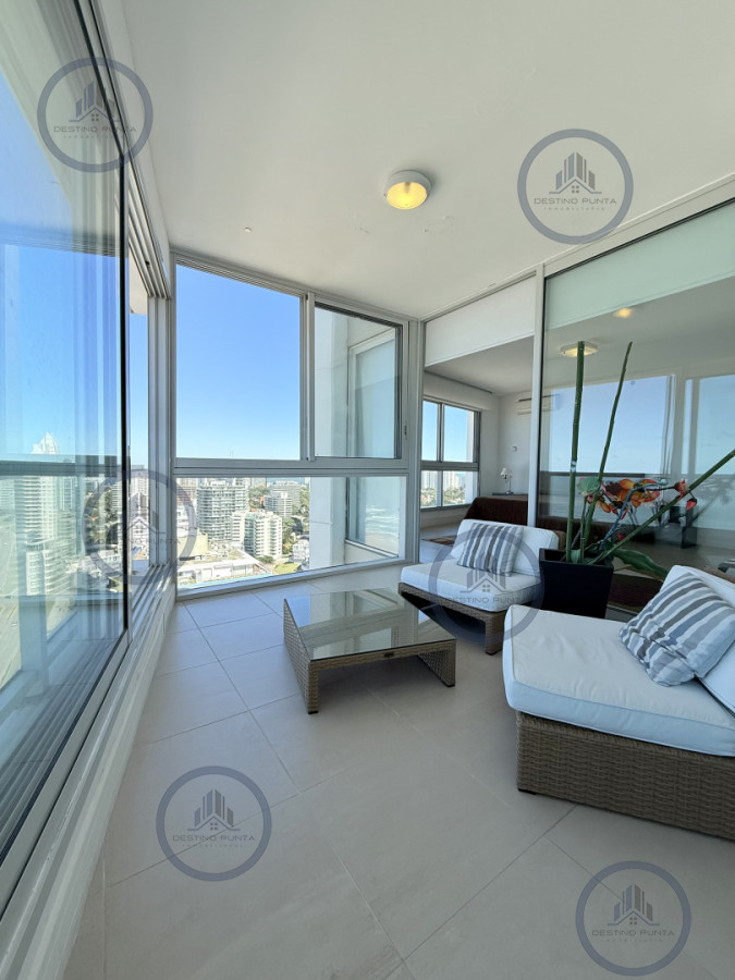 Apartamento ID.219 - Alquiler temporario de apartamento esquinero piso alto en Torre Le Parc, Playa Brava