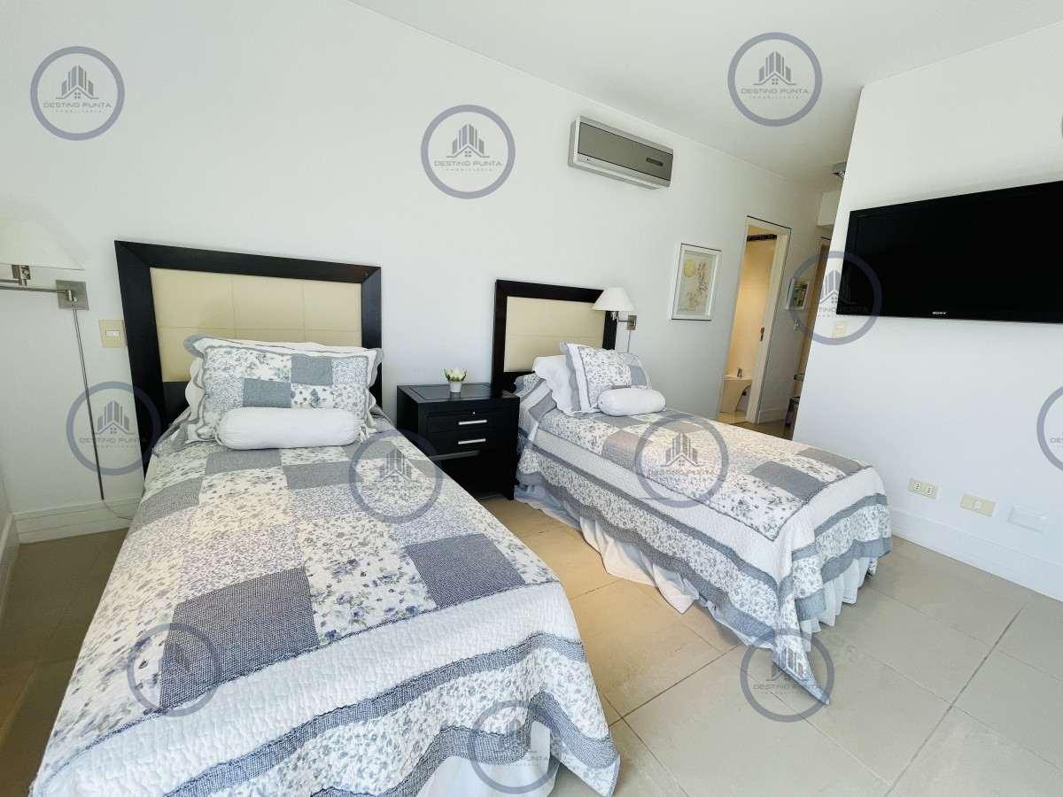 Apartamento ID.45 - Alquiler temporario de departamento premium de 3 Dormitorios y dependencia de servicio, Playa Brava