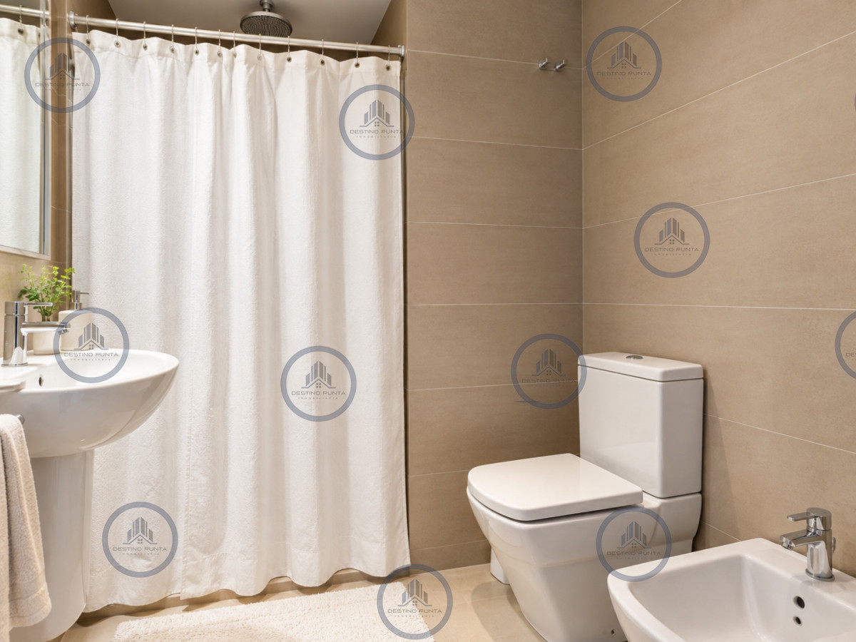 Apartamento ID.3306 - Moderno Apartamento de 3 Dormitorios en suite con Vista al Mar, Playa Mansa, Punta del Este