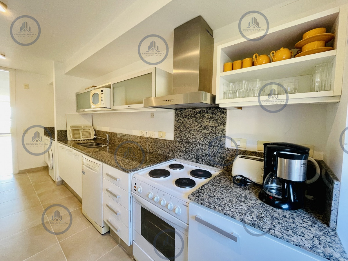 Apartamento ID.4 - Alquiler temporario de apartamento de dos dormitorios con parrillero, Punta Ballena