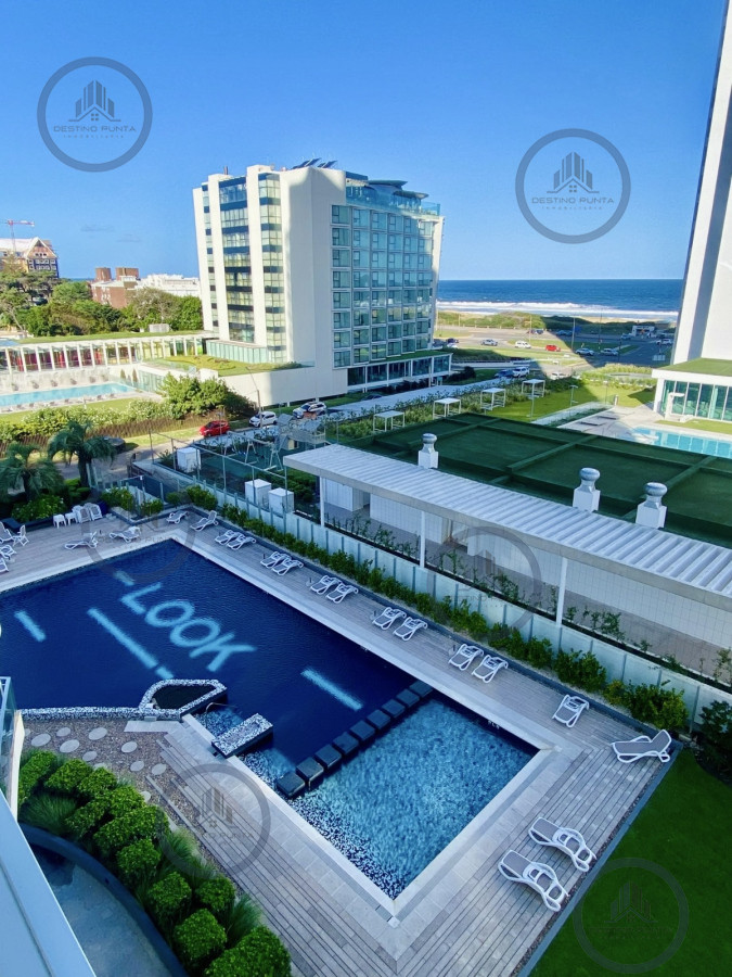 Apartamento ID.2927 - Apartamento de 2 Dormitorios y Parrillero con Vista al Mar en Playa Brava, Look Tower