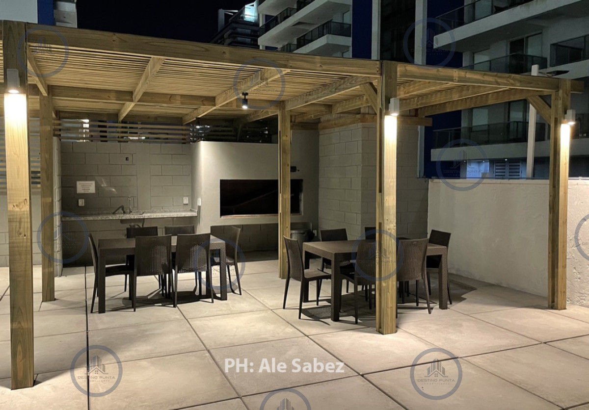 Apartamento ID.450 - Alquiler de Moderno Apartamento de 1 Dormitorio a metros de Playa Brava, Punta del Este