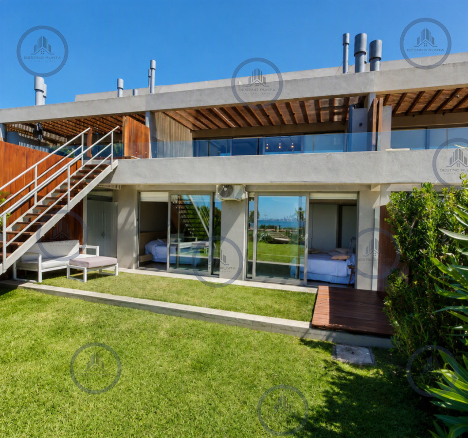 Apartamento ID.429 - Apartamento de 3 Dormitorios, Parrillero de uso exclusivo y Jardín en Punta Ballena, Punta del Este