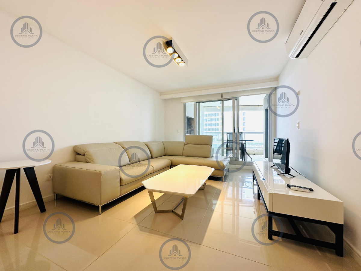 Apartamento ID.2295 - Oportunidad de venta apartamento de 3 dormitorios mas dependencia Playa Brava, Punta del Este