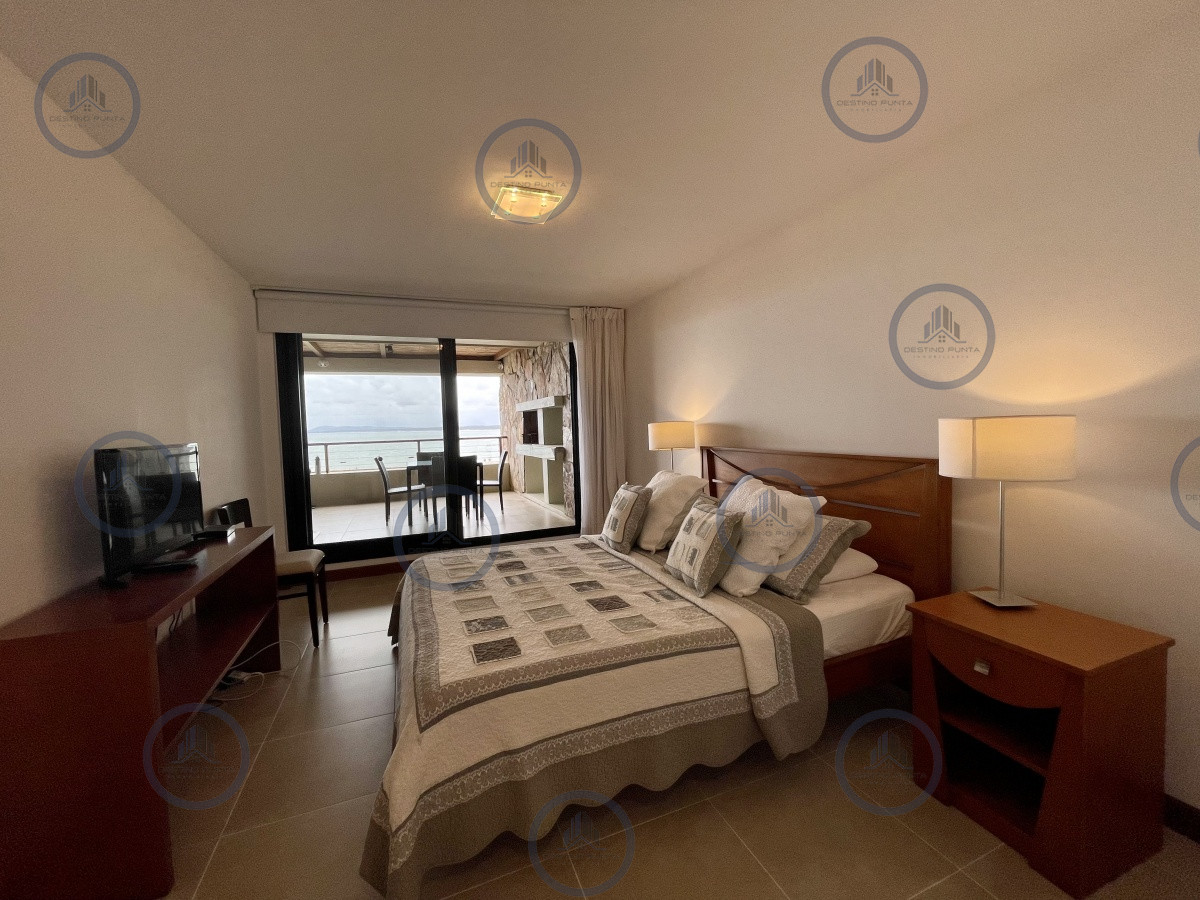 Apartamento ID.583 - Alquiler temporario de apartamento de dos dormitorios con Parrillero de uso exclusivo en complejo privado de Punta Ballena