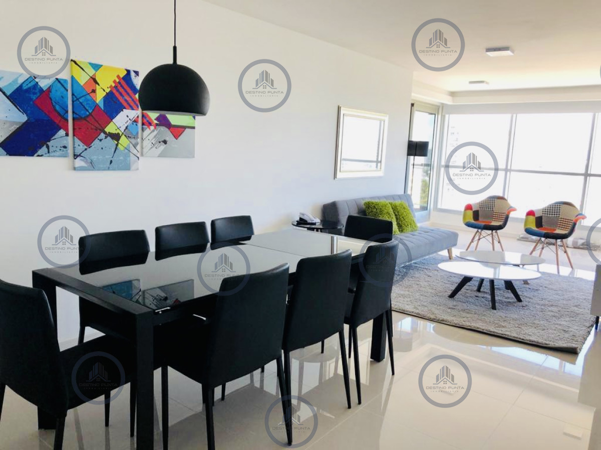 Apartamento ID.167 - Venta y alquiler temporario de apartamento piso alto en torre con servicios. Dos dormitorios más dependencia 