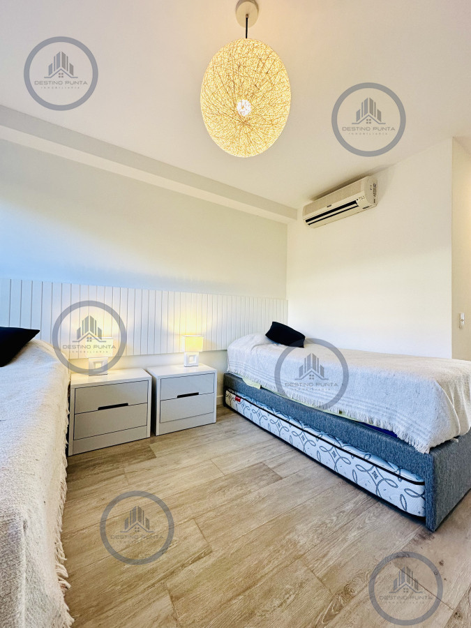 Apartamento ID.108 - Alquiler temporario de apartamento con la mejor ubicación del complejo, unidad de dos dormitorios con parrillero de uso exclusivo, Punta Ballena