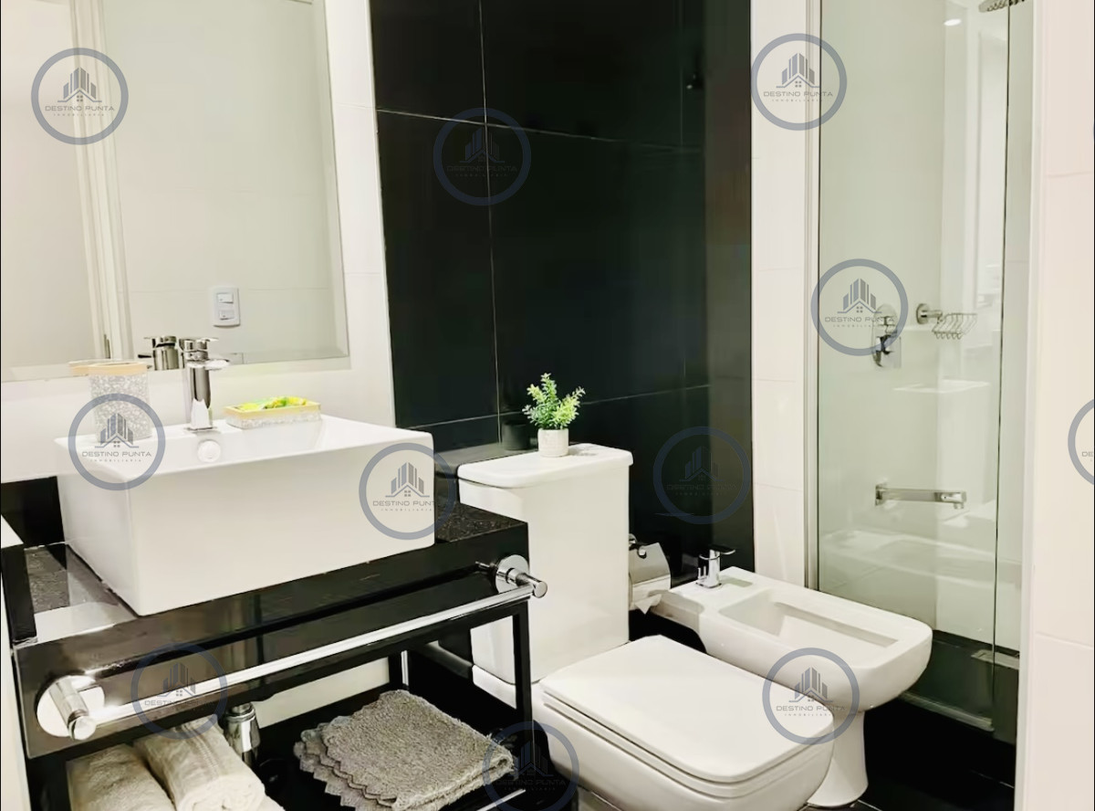 Apartamento ID.2339 - Apartamento de 1 dormitorio en alquiler de temporada Art Tower, Punta del Este