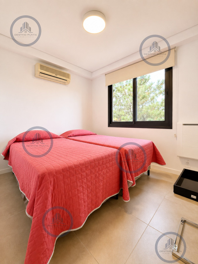 Apartamento ID.3147 - Venta de apartamento de 2 Dormitorios con Parrillero y Vistas al Mar, Punta Ballena 