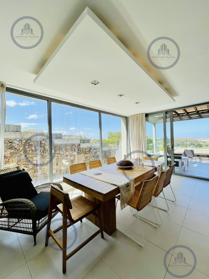 Apartamento ID.112 - Venta OPORTUNIDAD de exclusivo departamento de tres dormitorios y Parrillero en Punta Ballena