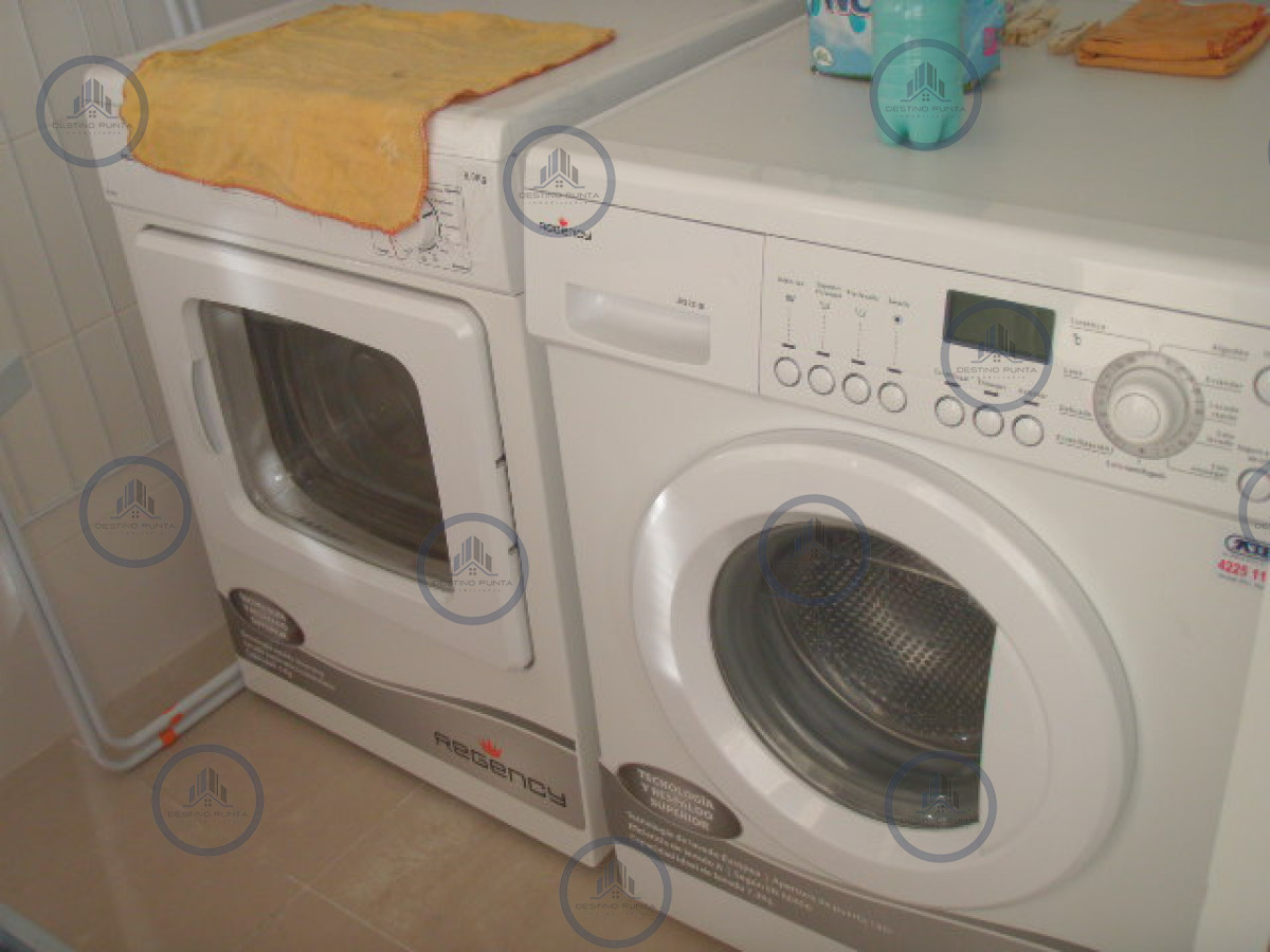 Apartamento ID.50 - Alquiler temporario de departamento esquinero en torre Le Parc, Punta del Este