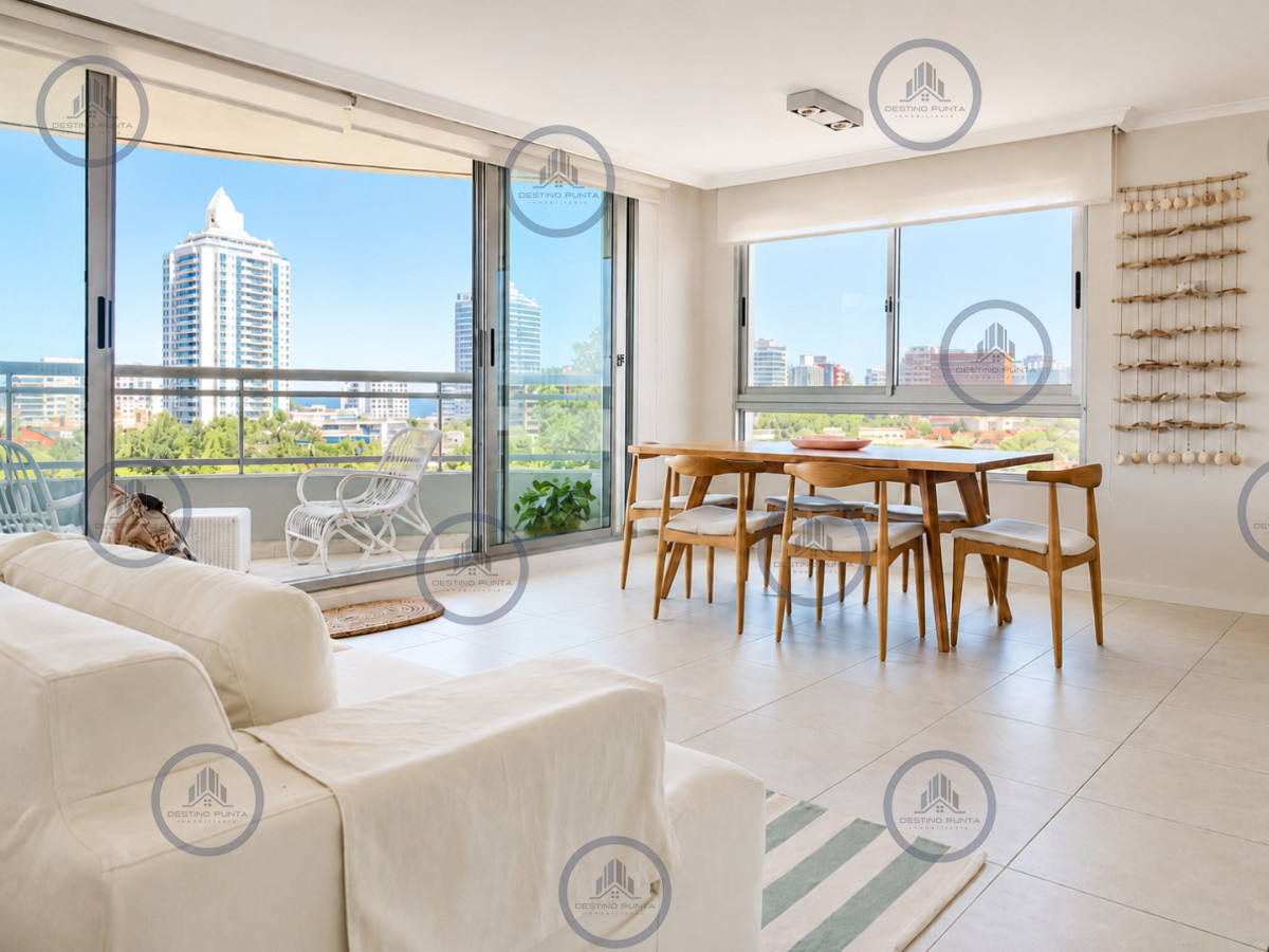 Apartamento ID.195 - Excelente Apartamento de 2 Dormitorios en Ocean Drive, Punta del Este