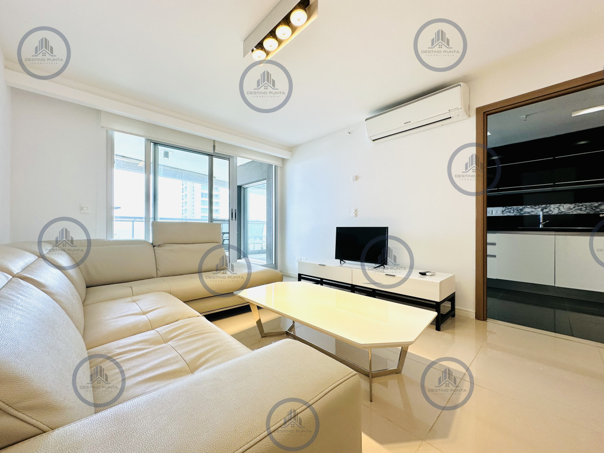 Apartamento ID.2295 - Oportunidad de venta apartamento de 3 dormitorios mas dependencia Playa Brava, Punta del Este