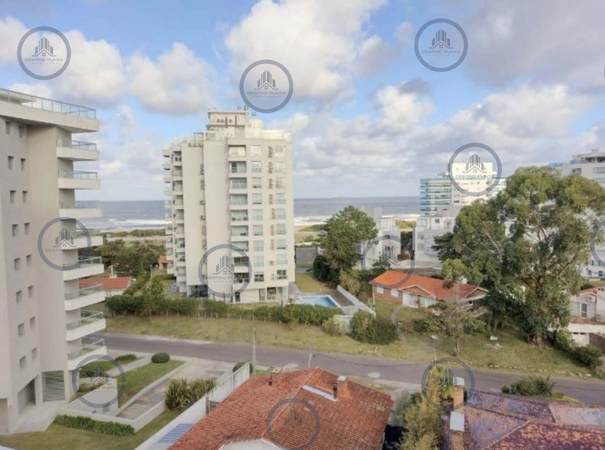 Apartamento ID.2106 - Apartamento de 3 Dormitorios y Parrillero en Playa Brava - Punta del Este