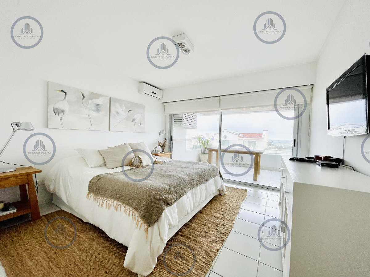 Apartamento ID.196 - Esturión de Montoya, Apartamento Penthouse de 3 Dormitorios y Parrillero en Playa Montoya, La Barra