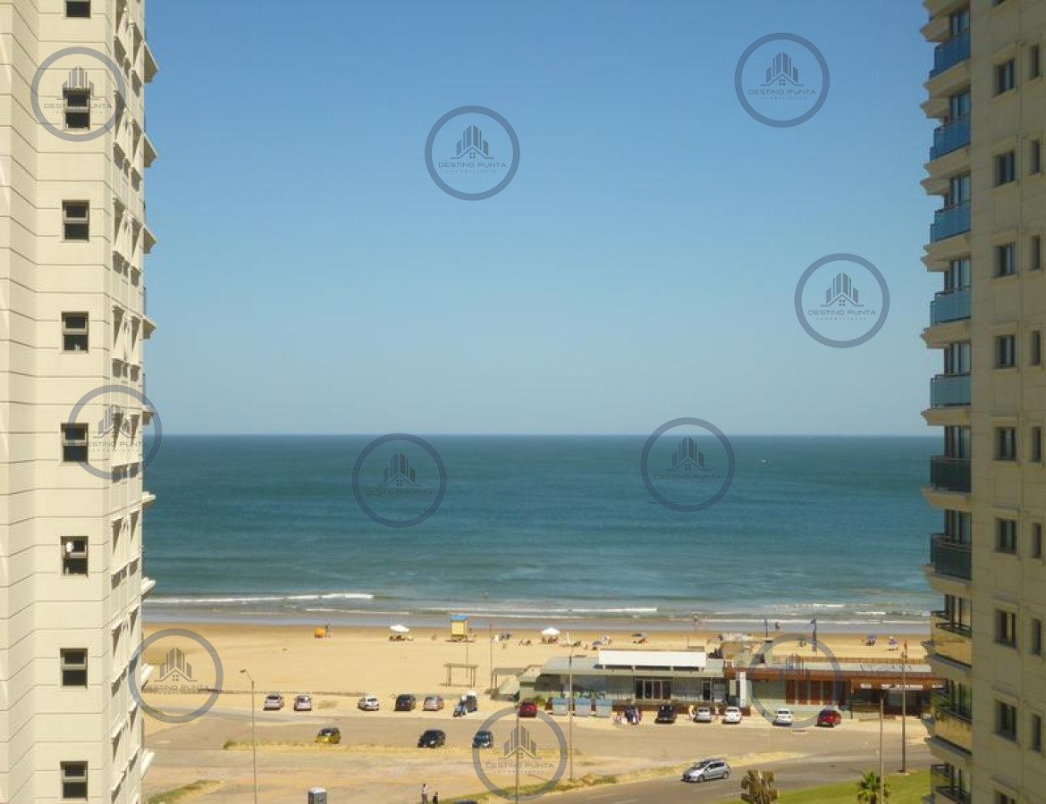 Apartamento ID.224 - Moderno Apartamento de 3 Dormitorios en Impleriale - Venta y Alquiler