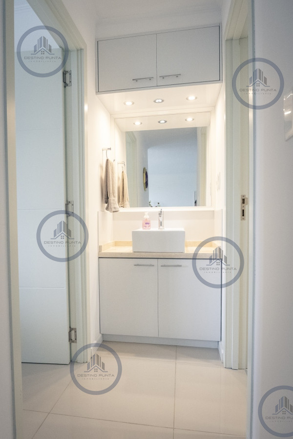 Apartamento ID.2080 - Alquiler temporario de apartamento de 1 dormitorio a un par de cuadras de playa Brava, Punta del Este