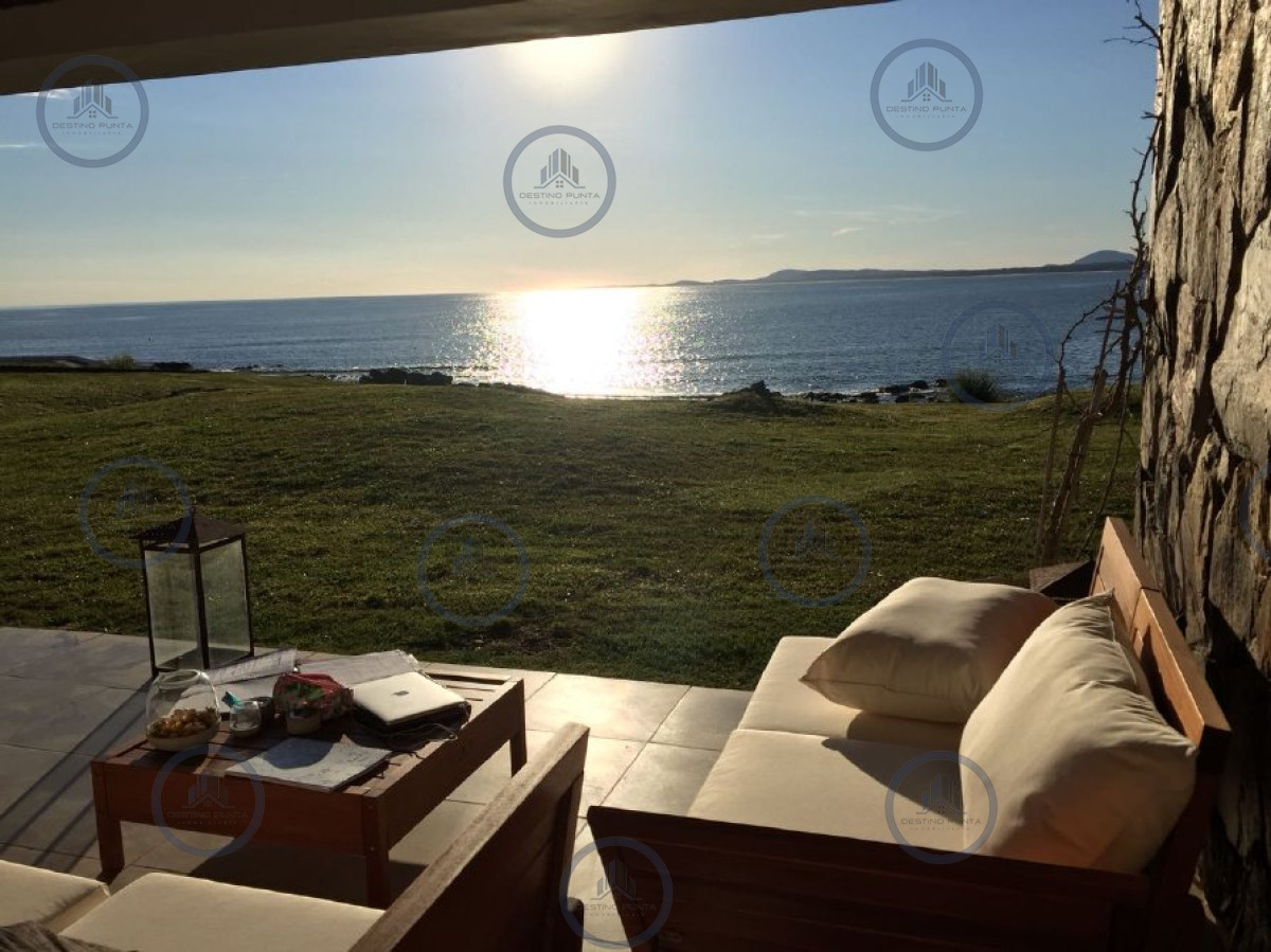 Apartamento ID.32 - Alquiler temporario de departamento esquinero de dos dormitorios mas dependencia de servicio, Punta Ballena