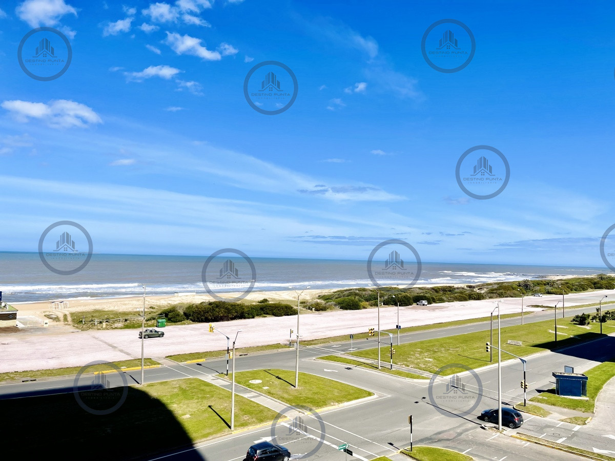 Apartamento ID.45 - Alquiler temporario de departamento premium de 3 Dormitorios y dependencia de servicio, Playa Brava