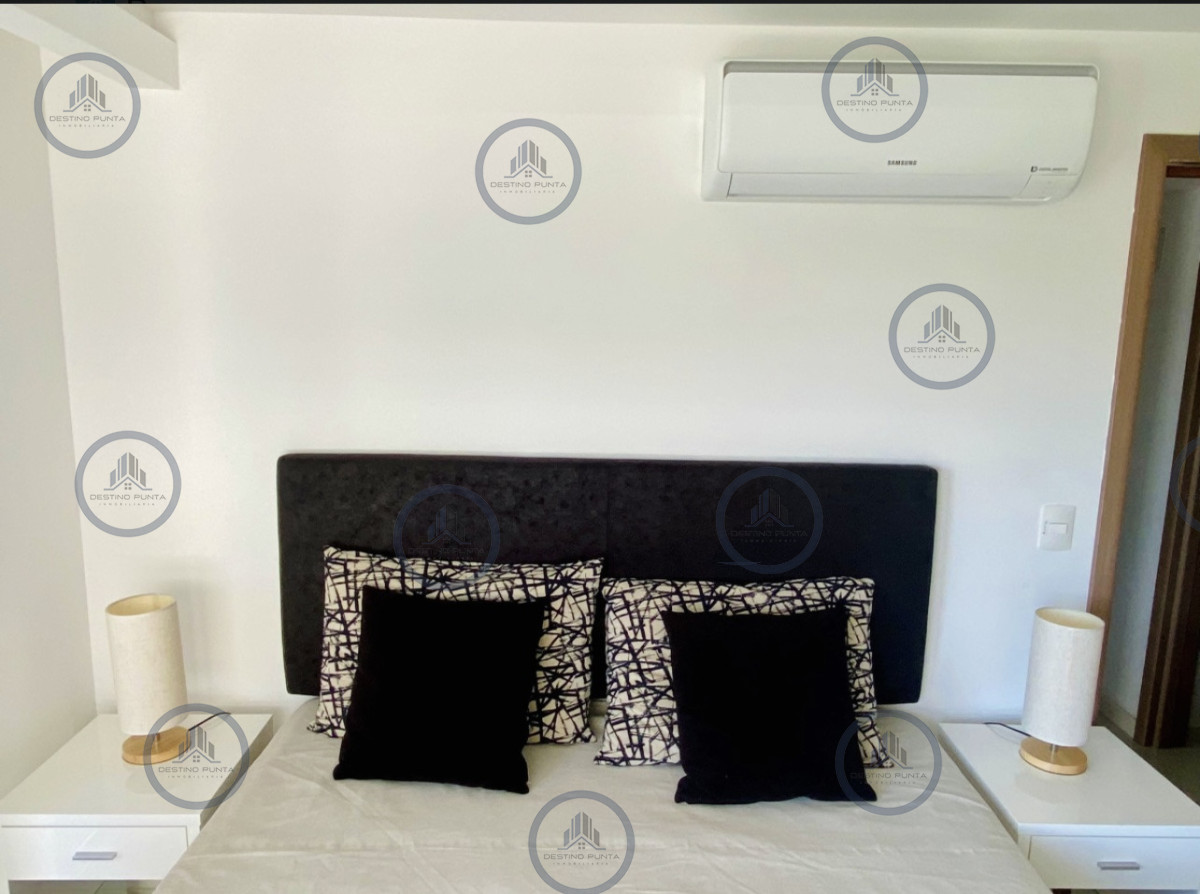 Apartamento ID.3012 - Apartamento de 1 Dormitorio en playa Brava, Punta del Este