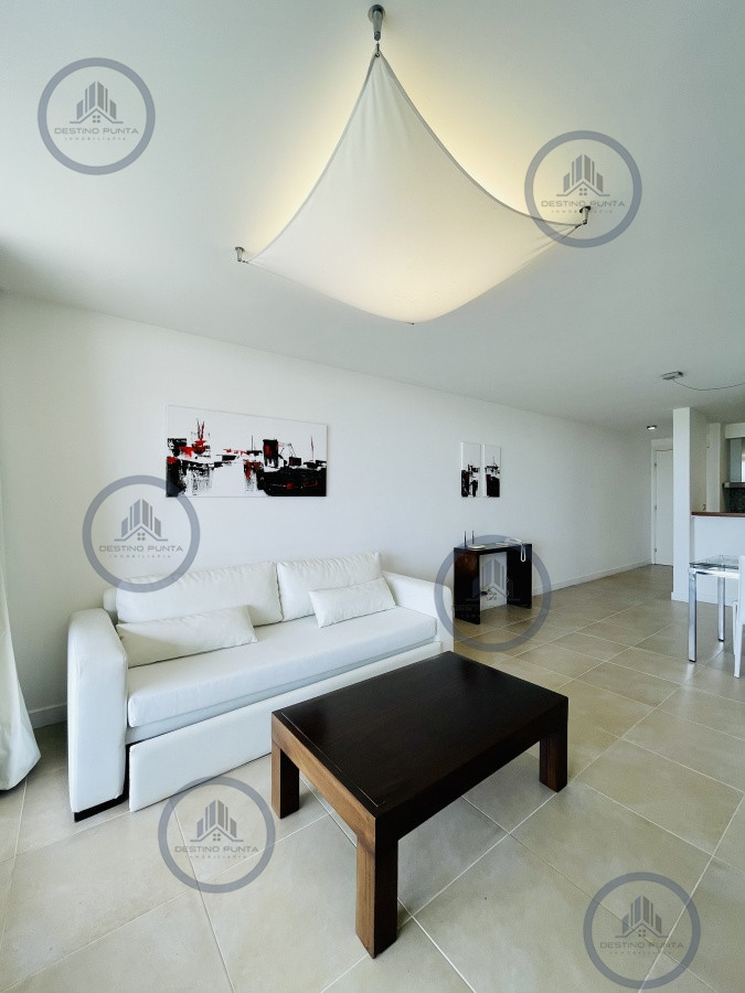 Apartamento ID.1039 - Alquiler temporario de apartamento de un dormitorio con parrillero y jardín, Punta Ballena