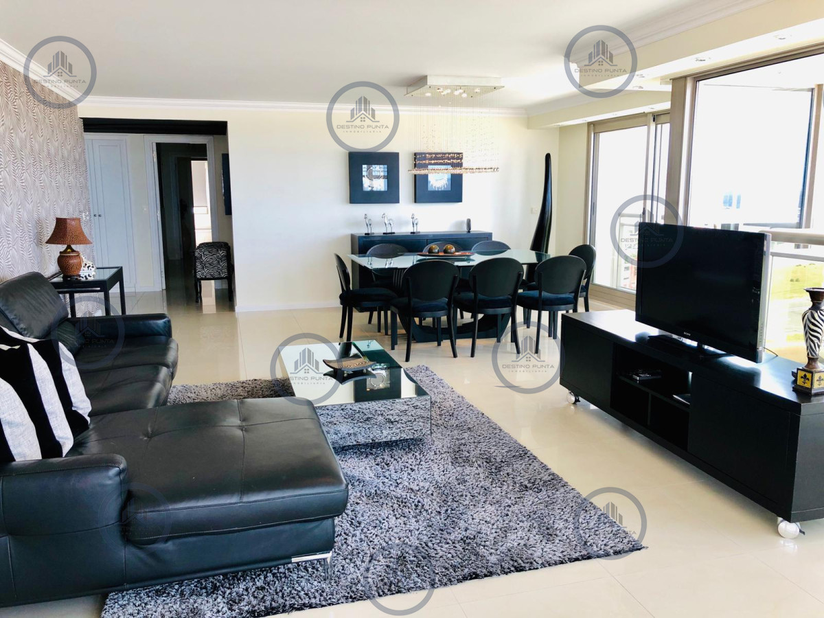 Apartamento de tres Dormitorios en torre Imperiale - Punta del Este — fotografía 4