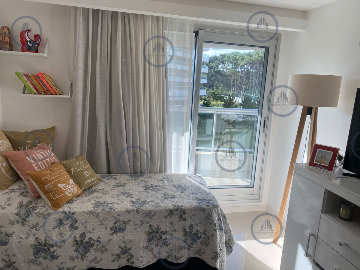Apartamento ID.2077 - Alquiler temporario de apartamento de 1 dormitorio en playa Brava, Punta del Este