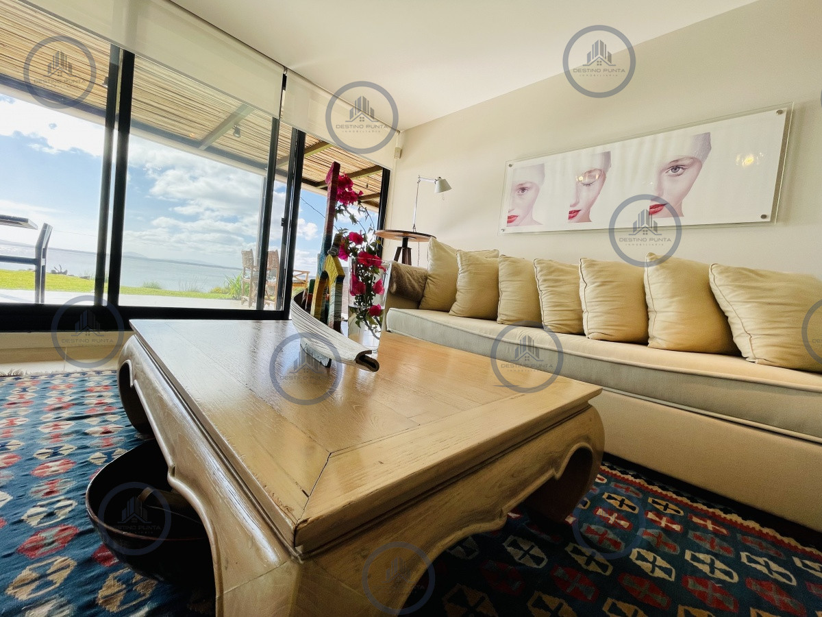 Apartamento ID.421 - Maravilloso departamento de 2 dormitorios con parrillero y salida al jardín en alquiler 