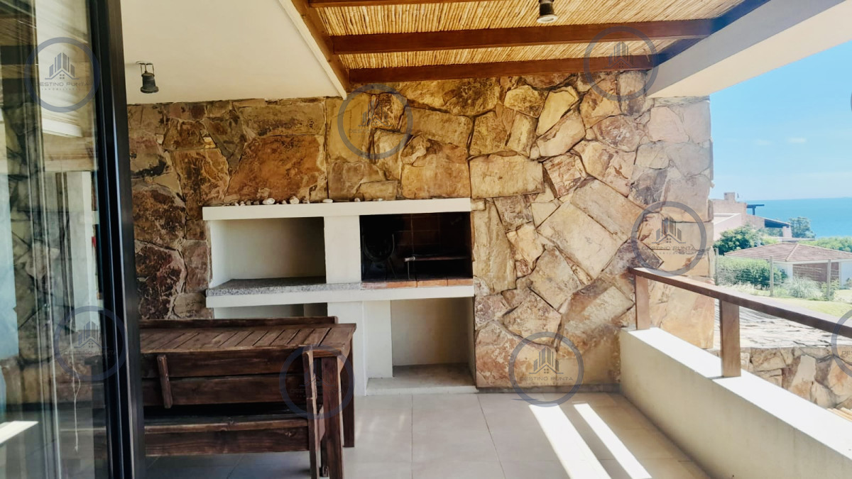 Apartamento ID.1174 - Venta de apartamento de dos dormitorios con dos baños en maravilloso complejo de Punta Ballena 