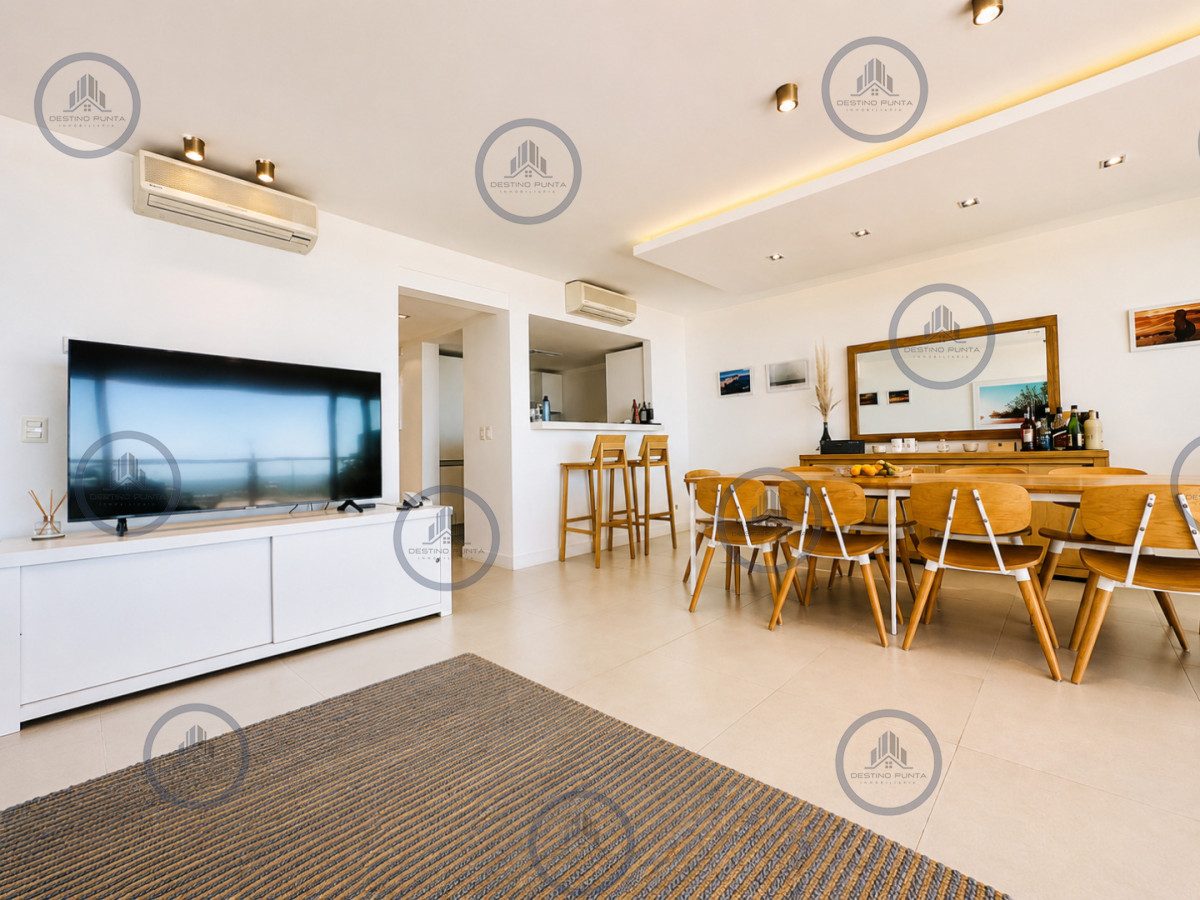 Apartamento ID.1690 - Venta y Alquiler temporario de apartamento moderno de dos dormitorios con parrillero en Punta Ballena
