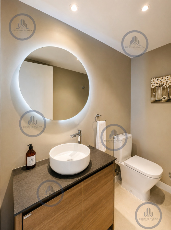 Apartamento ID.1122 - Moderno Apartamento de 2 Dormitorios en Torre Venetian sobre Playa Mansa