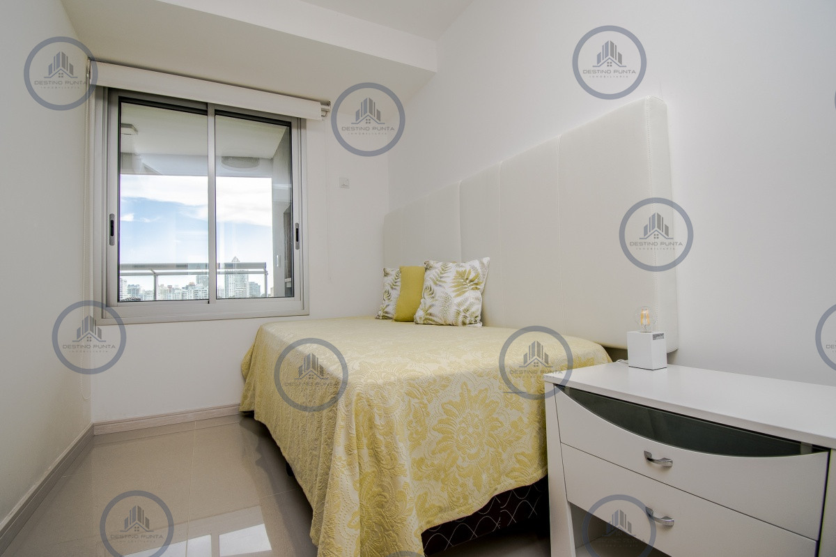 Apartamento ID.311 - Apartamento de 2 Dormitorios + Servicio - Look Brava