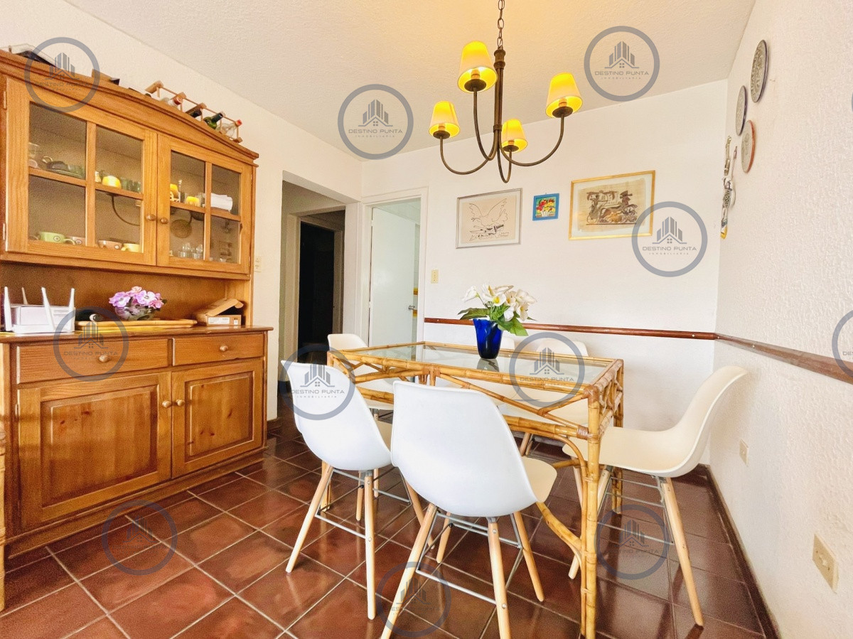 Apartamento ID.788 - Apartamento de 2 Dormitorios en Aidy Grill a Pocos Metros de Playa Brava - Venta