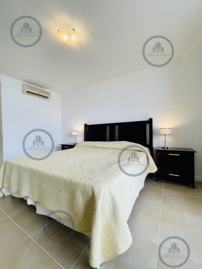 Apartamento ID.1029 - Venta de apartamento de dos dormitorios con parrillero en complejo privado de Punta Ballena