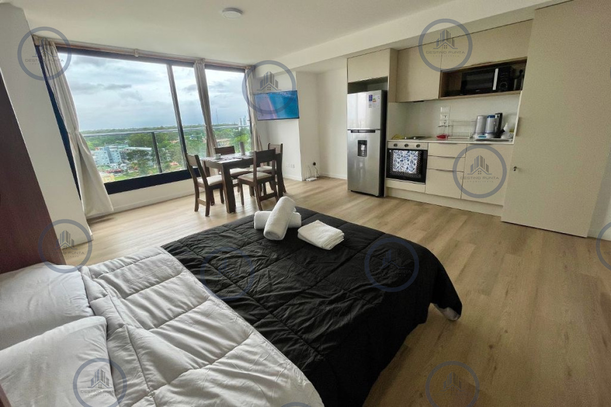 Apartamento ID.1835 - Moderno Monoambiente en Torre con Servicios sobre Roosevelt, Punta del Este