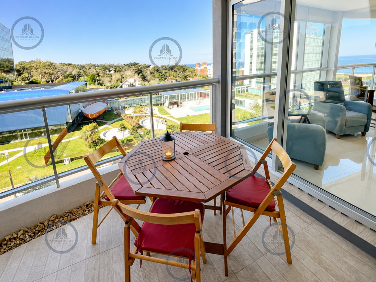 Apartamento ID.3254 - Apartamento de 2 Dormitorios con Dependencia y Parrillero Propio en Playa Brava