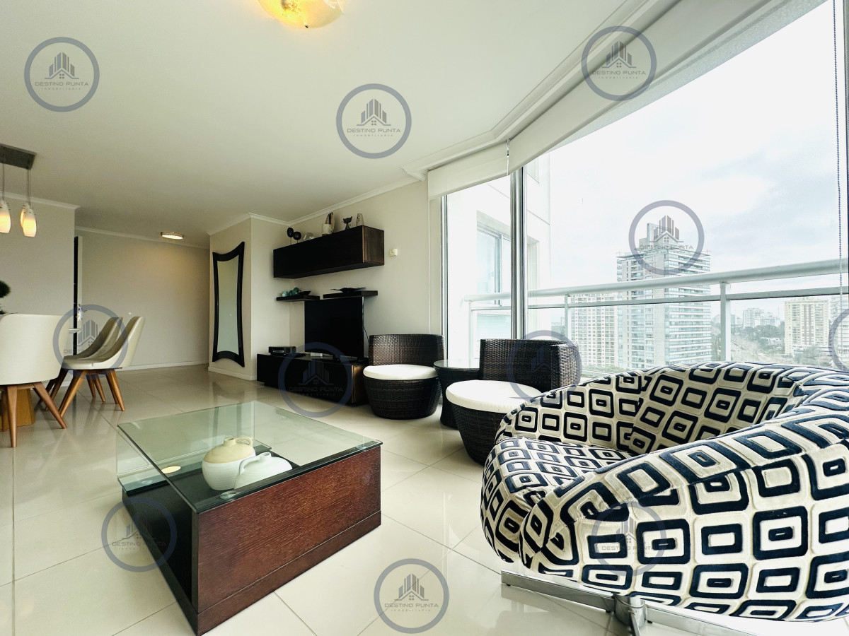 Apartamento ID.176 - Apartamento de 3 Dormitorios en Venta, Ocean Drive Punta del Este