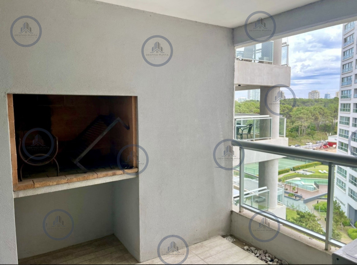 Apartamento ID.3160 - Venta de apartamento con vista al mar a pasos de playa Brava de 2 dormitorios con parrillero 