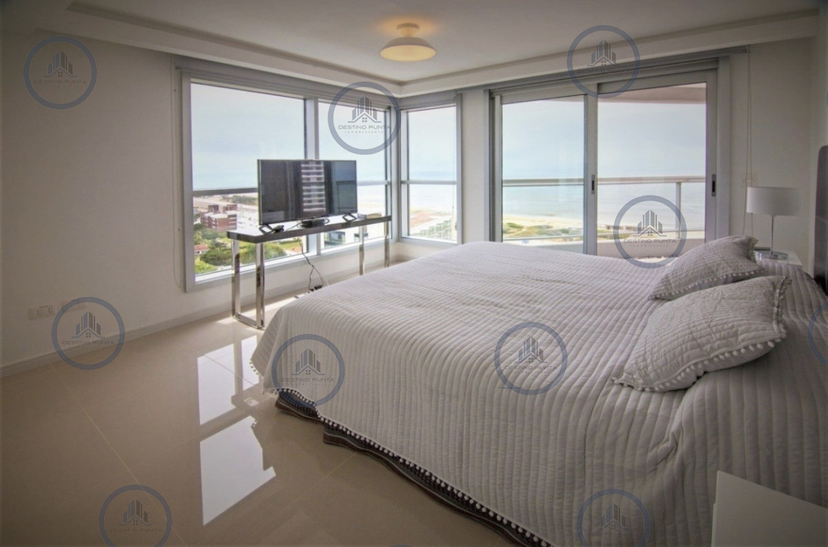 Apartamento ID.306 - Moderno Apartamento de 3 Dormitorios con Parrillero en Look Brava