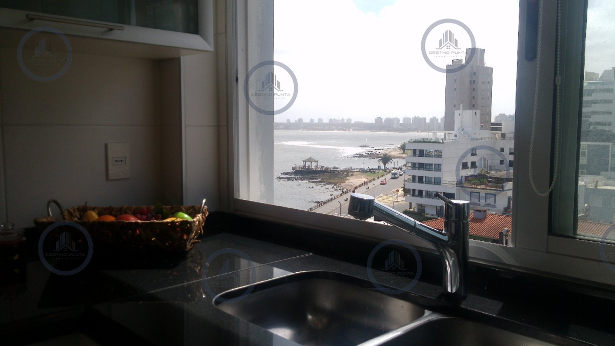 Apartamento ID.956 - Apartamento de 6 Dormitorios Frente al Puerto de Punta del Este
