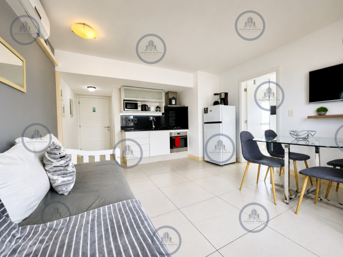 Apartamento ID.1590 - Venta de apartamento de 1 Dormitorio en el corazón de la Península, Punta del Este