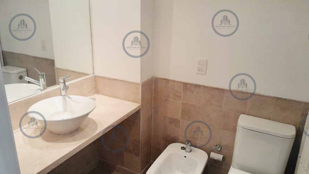 Apartamento ID.1174 - Venta de apartamento de dos dormitorios con dos baños en maravilloso complejo de Punta Ballena 