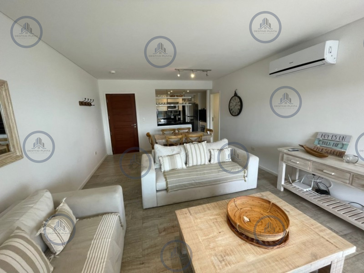 Alquiler temporario de apartamento de tres dormitorios con parrillero de uso exclusivo en La Posta del Cangrejo, La Barra — fotografía 4
