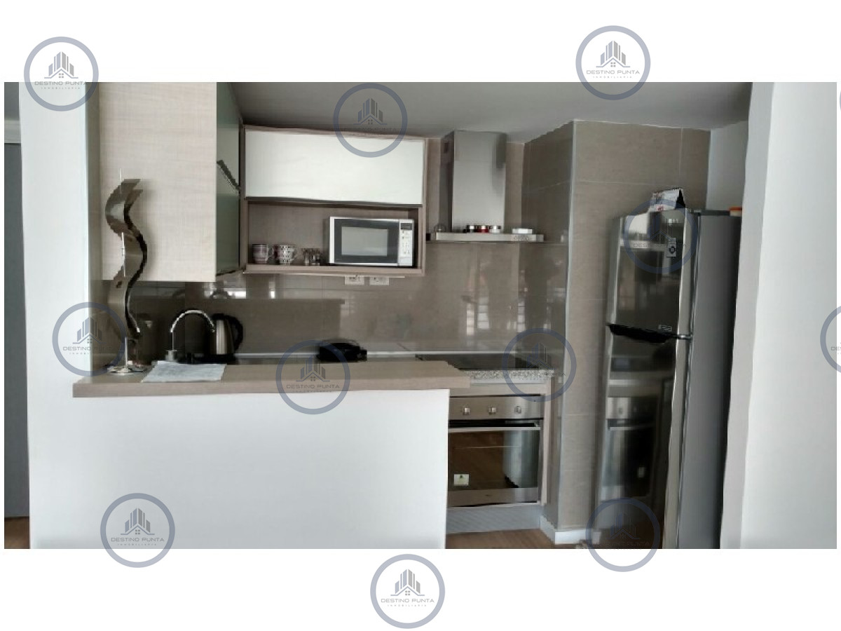 Apartamento ID.447 - Alquiler temporal de apartamento de dos dormitorios con dos baños en Playa Mansa, Punta del Este