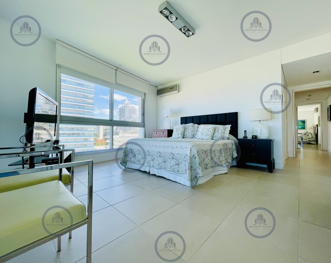 Apartamento ID.45 - Alquiler temporario de departamento premium de 3 Dormitorios y dependencia de servicio, Playa Brava