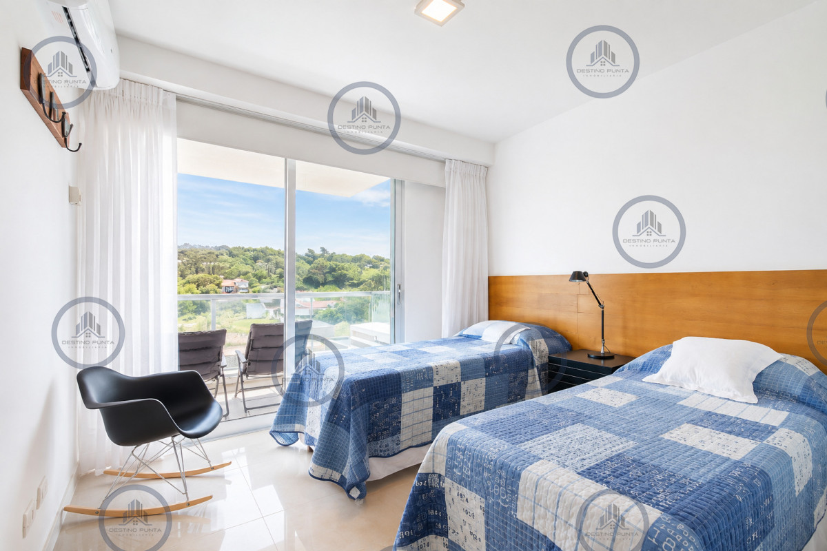 Apartamento ID.1108 - Apartamento Frente al Mar de 3 Dormitorios, Playa Brava Punta del Este